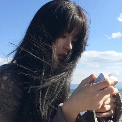 橙色女孩